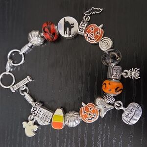 Willabee & Ward Toggle Charm Bracelet October Halloween Spooky Pumpkin spider
